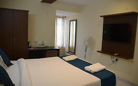 Hotel Sky Loft Near Kempegowda International Airport